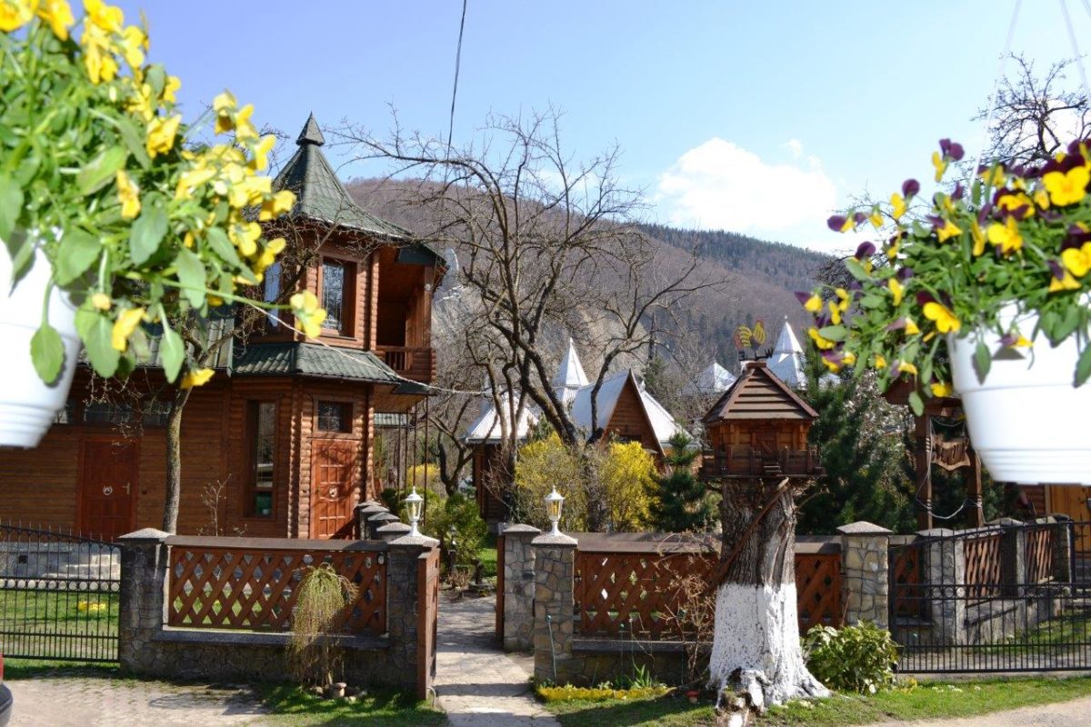 Галерея