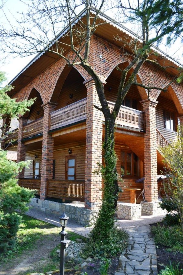 Галерея