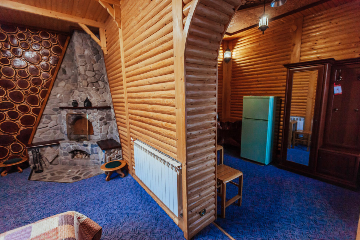 Suite with fireplace