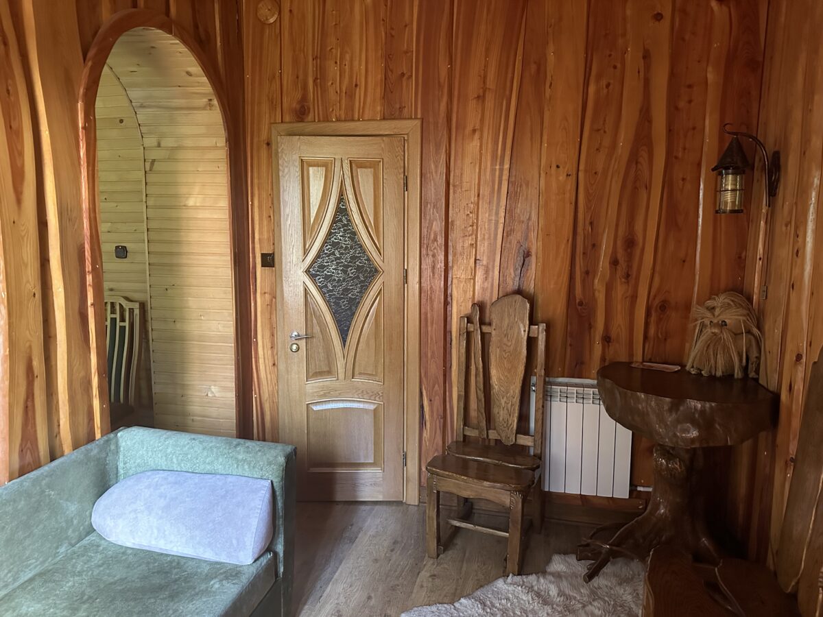 Апартаменти з 2 спальнями і каміном